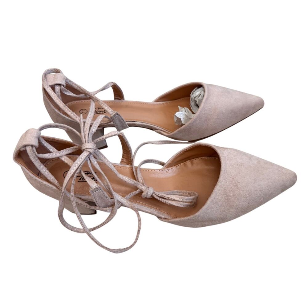 NEW Heel The World Women's Nude Pointed Toe Lace Up Low Block Heels Size 11 - Picture 6 of 11